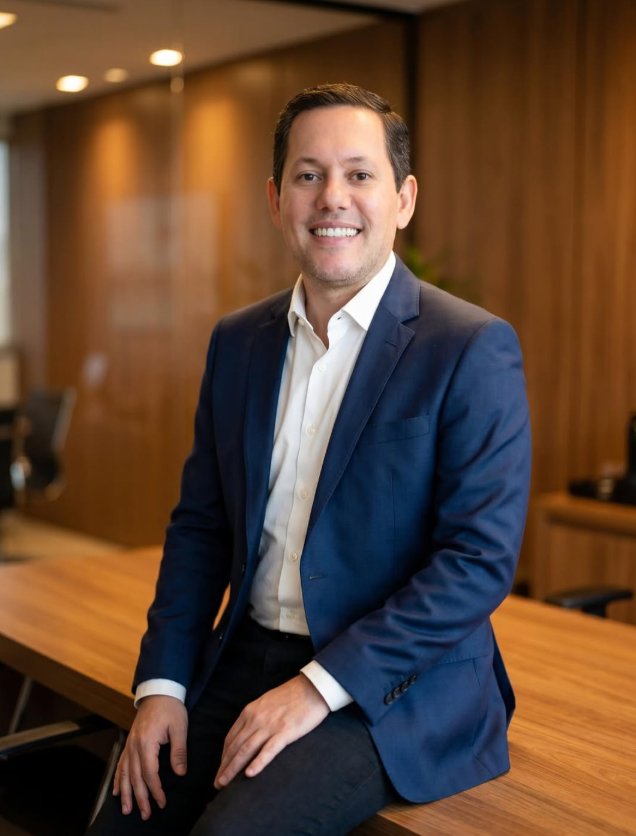 Dr. Anselmo Bastos, advogado especialista em Direito da Saúde